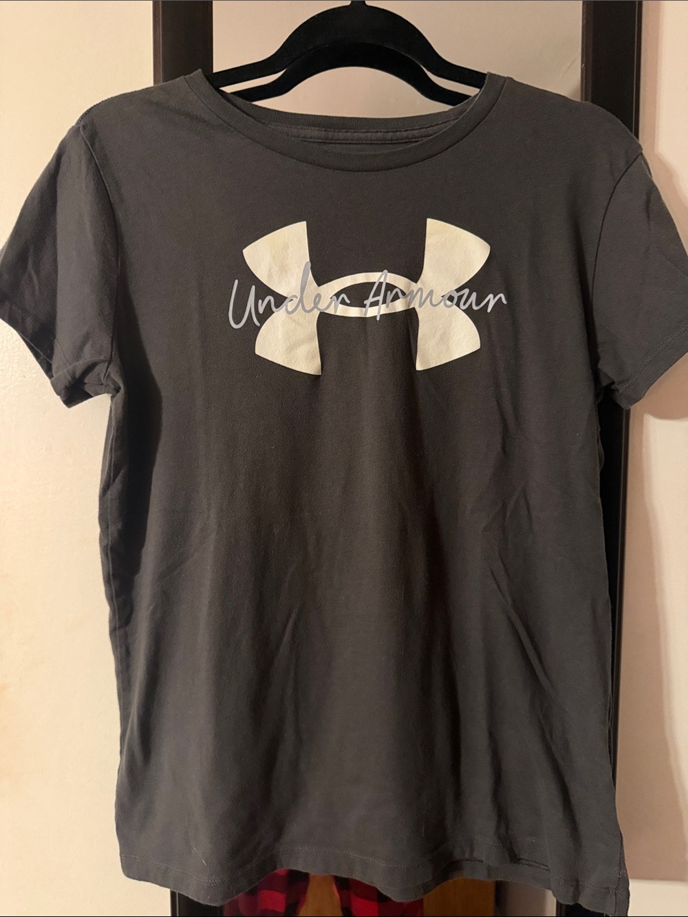 Under Armour Women’s Grey T-Shirt with White Logo